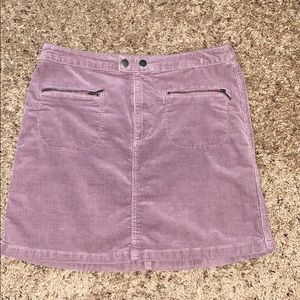 Woman’s seamed denim mini skirt